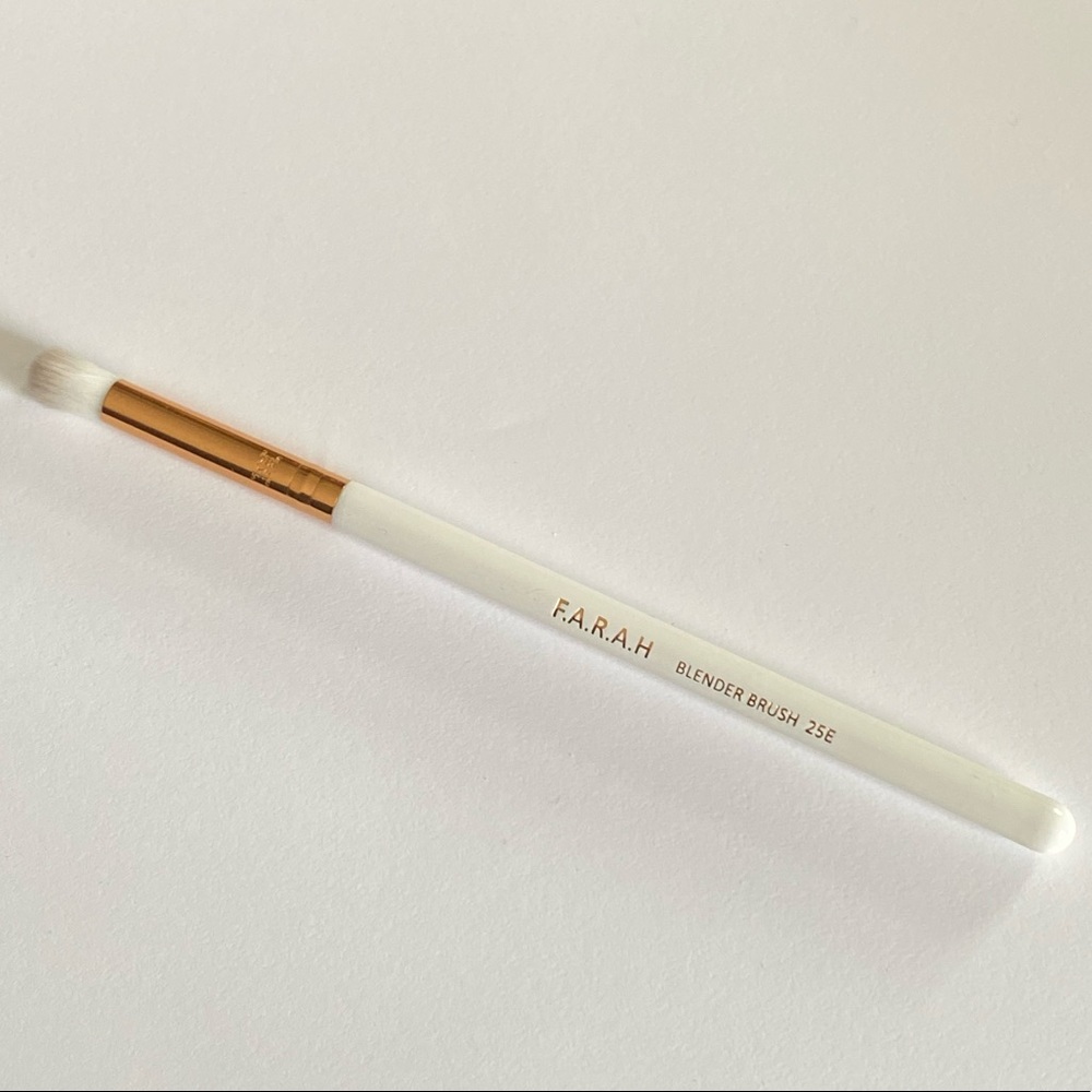 F.A.R.A.H brand blender brush